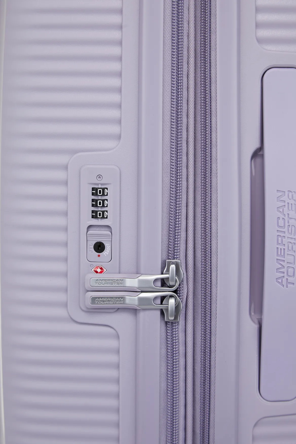 Curio 2 55cm Suitcase Strandbags