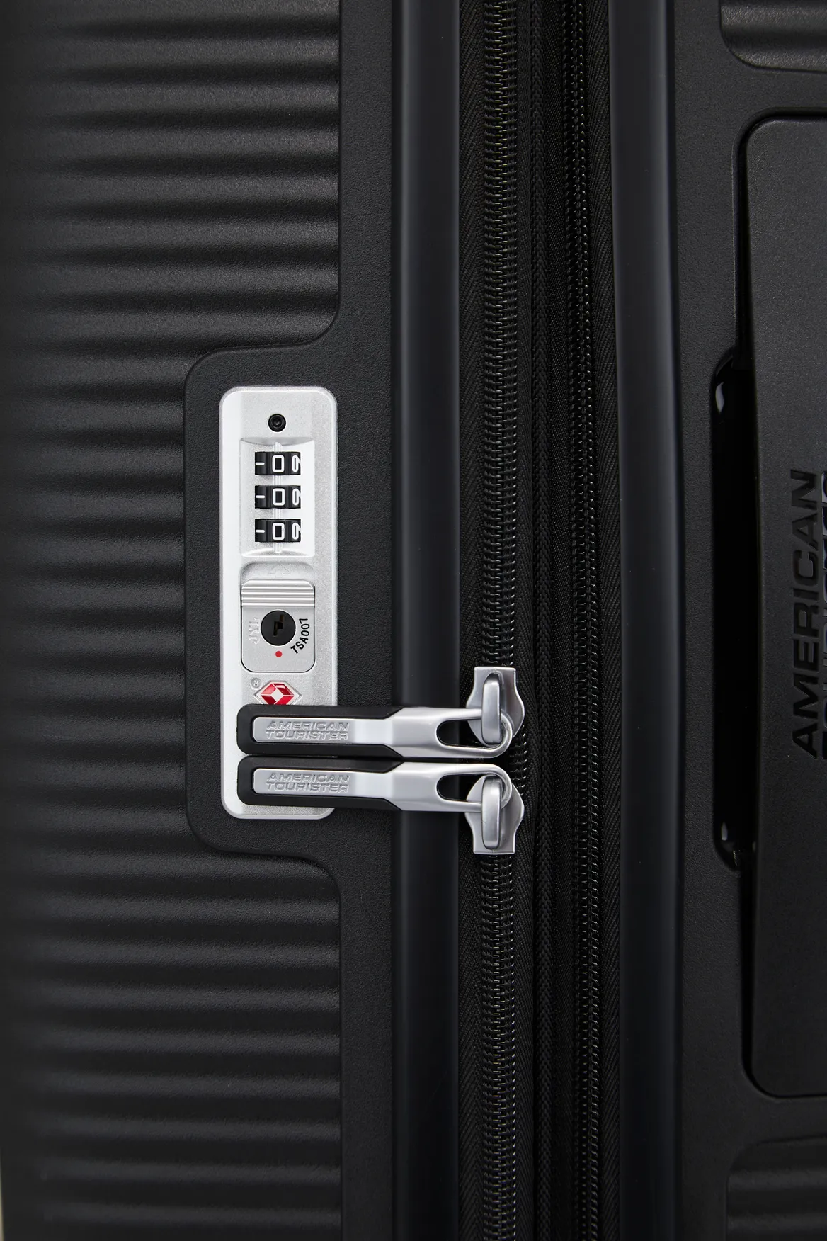 Curio 2 55cm Suitcase Strandbags