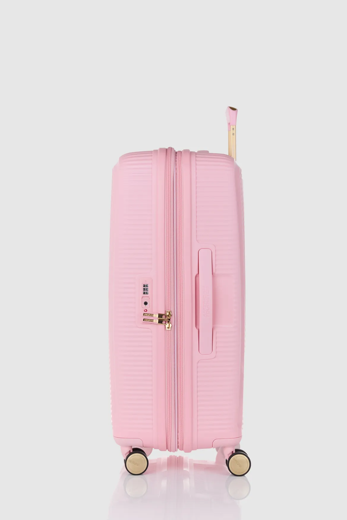 Curio 2 69cm Suitcase Strandbags
