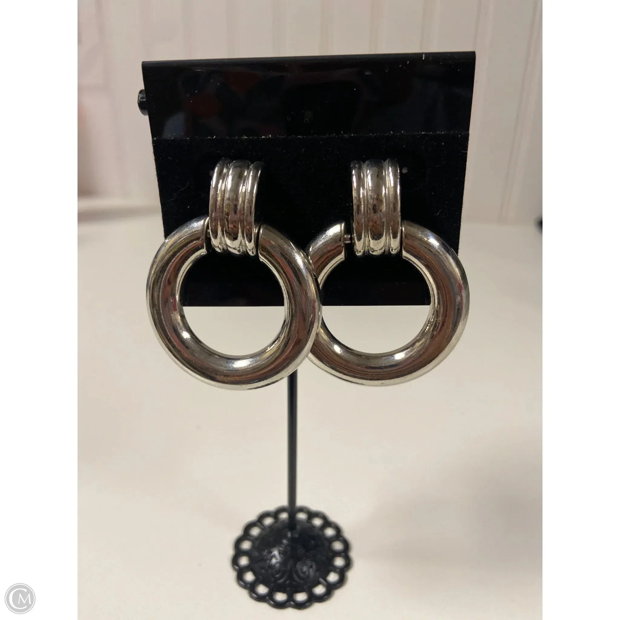 Earrings Dangle/drop By Clothes Mentor