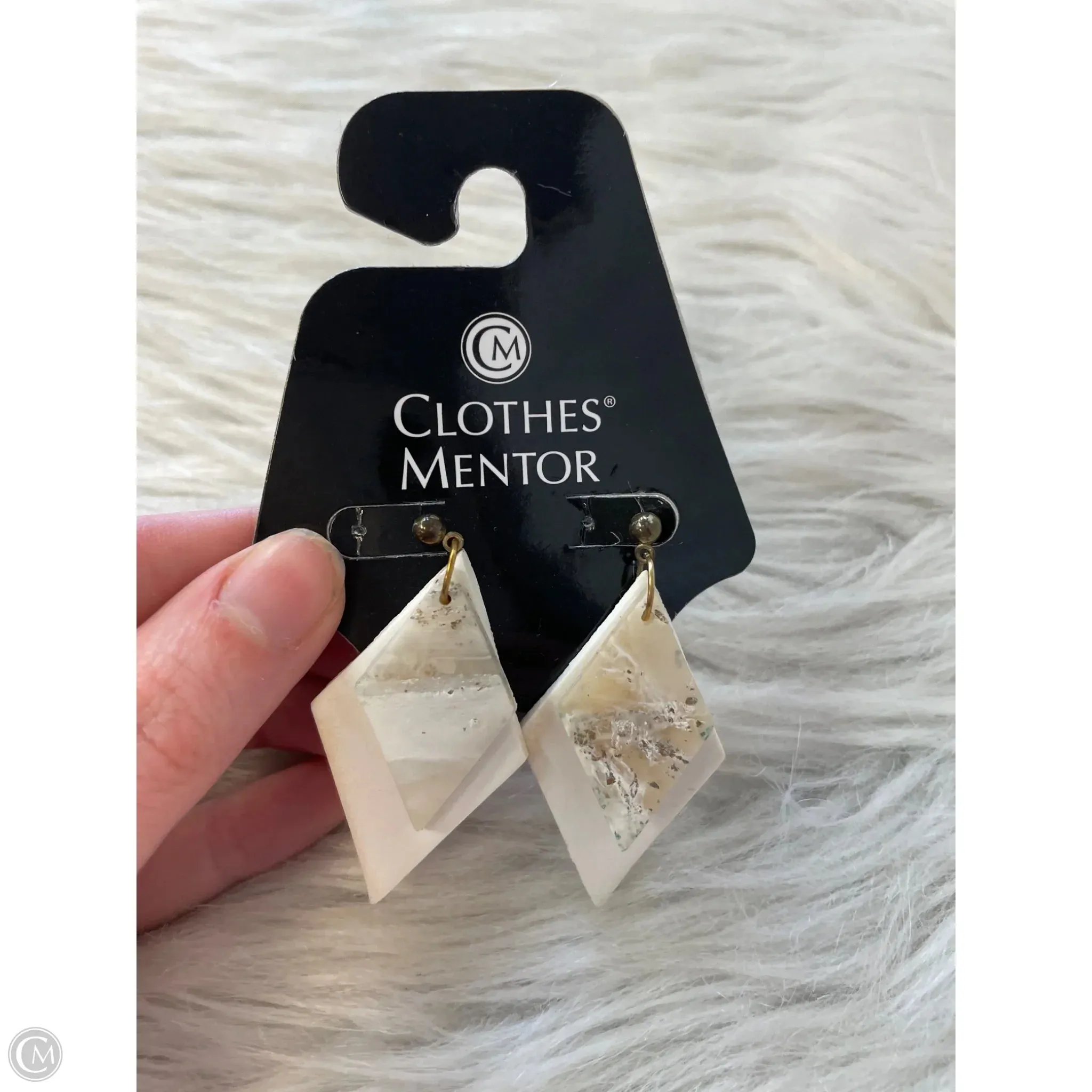 Earrings Dangle/drop By Clothes Mentor
