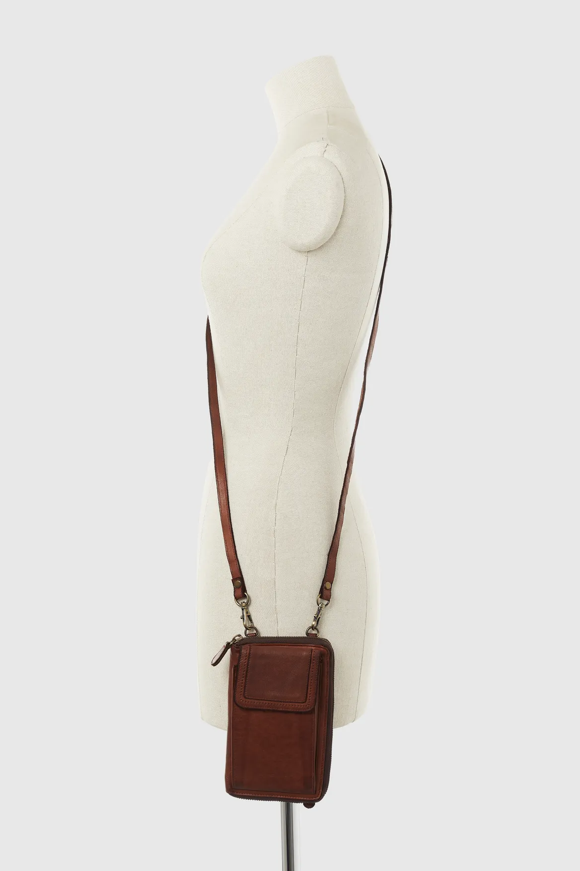 Esme Leather Phone Crossbody Strandbags