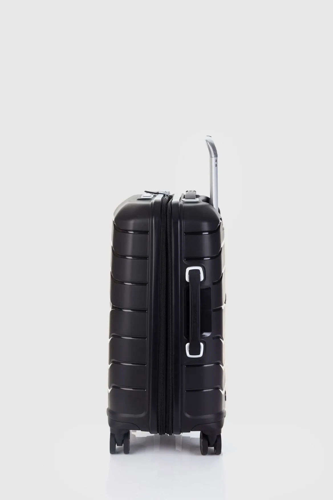 Oc2lite Carry-On 55cm Suitcase Strandbags