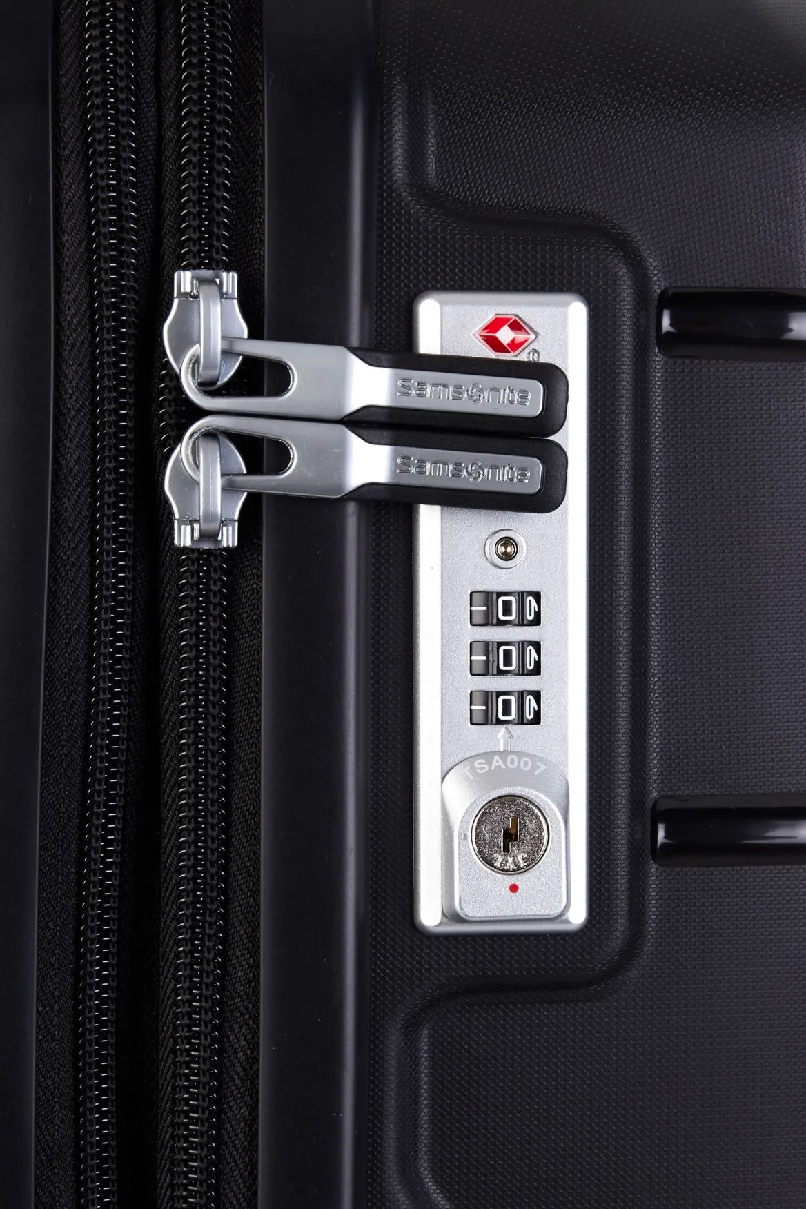 Oc2lite Check-In 68cm Suitcase Strandbags