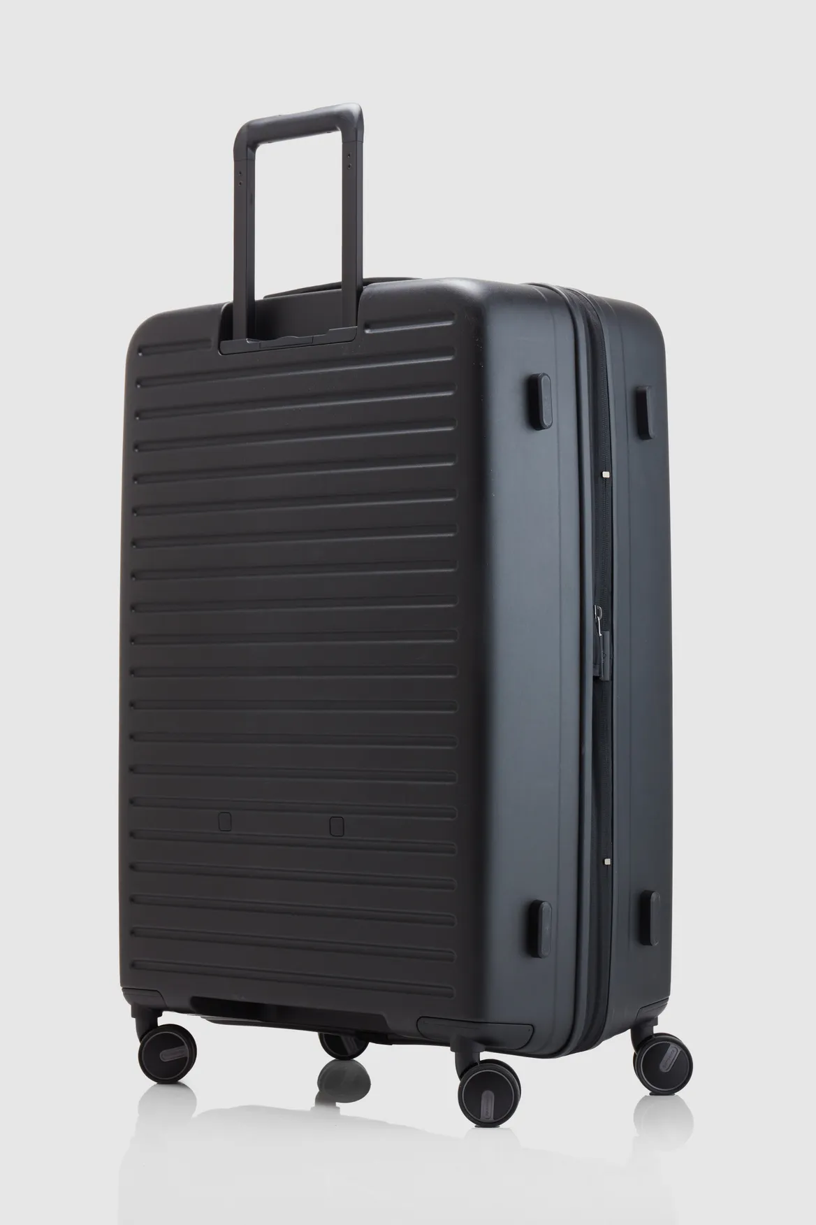 Restackd 75cm Suitcase Strandbags