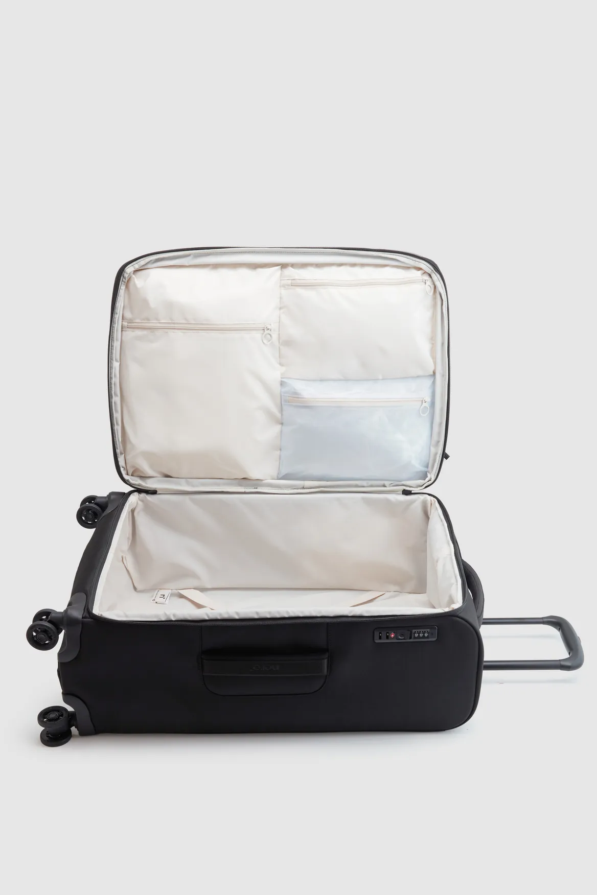 Scape Check-In 83cm Suitcase Strandbags
