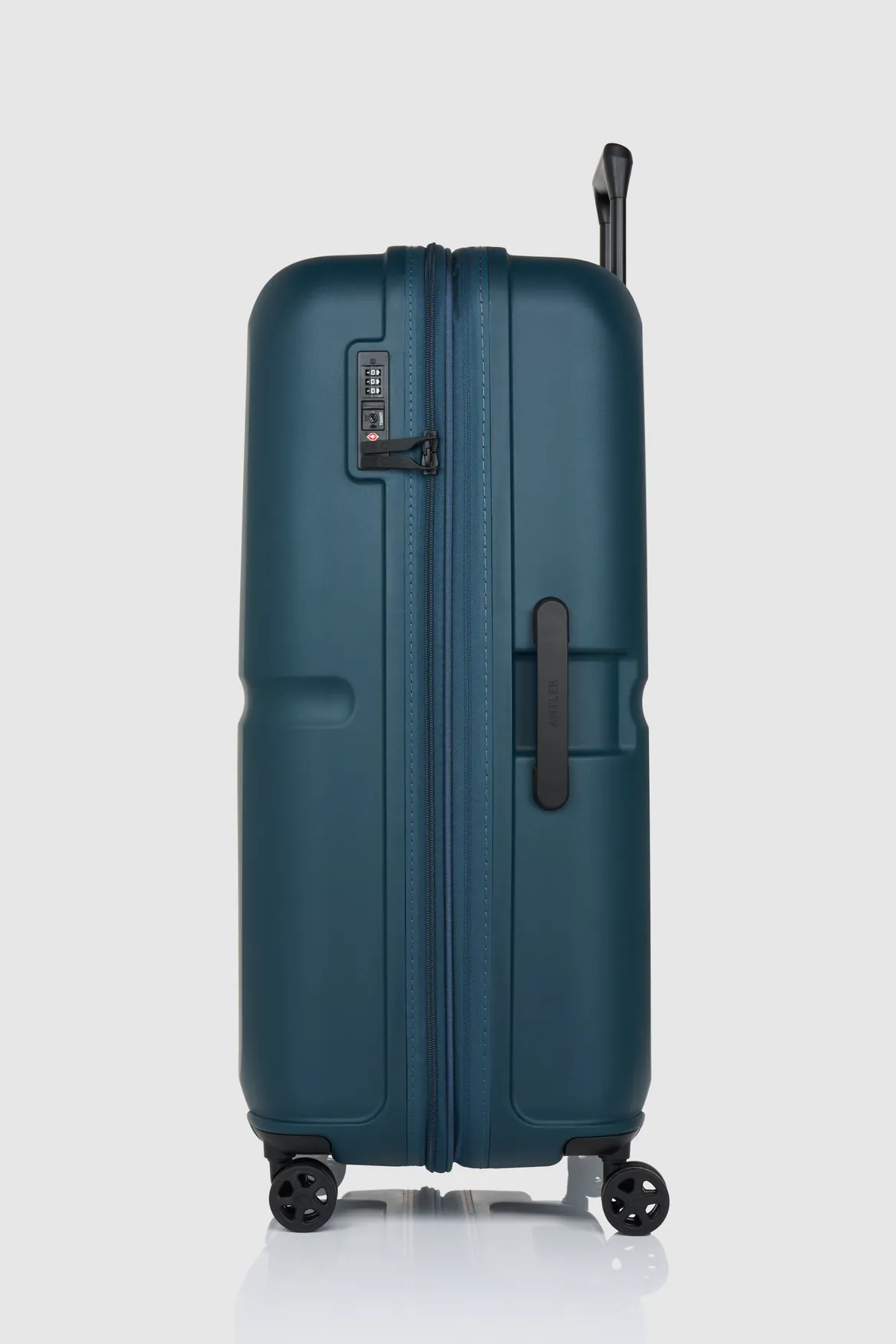 Single Stripe 81cm Suitcase Strandbags