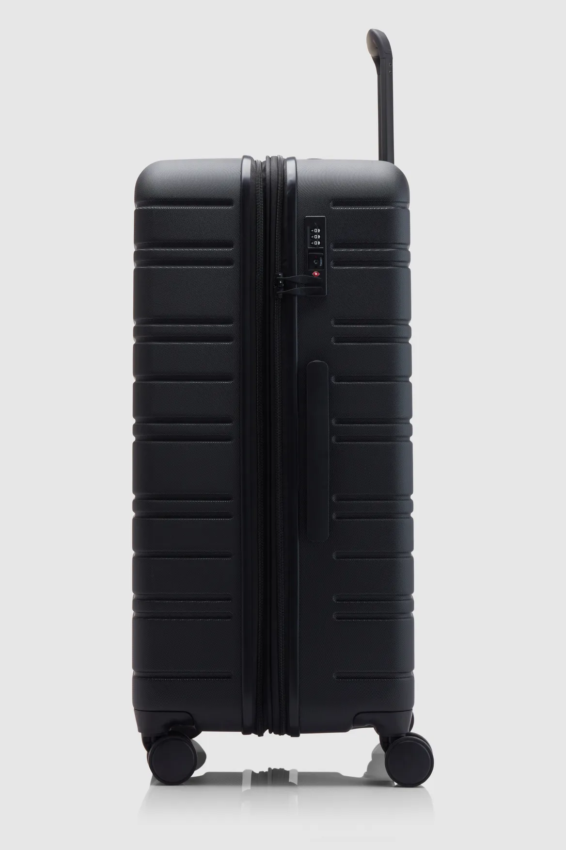 Stori Check-In 75cm Suitcase Strandbags