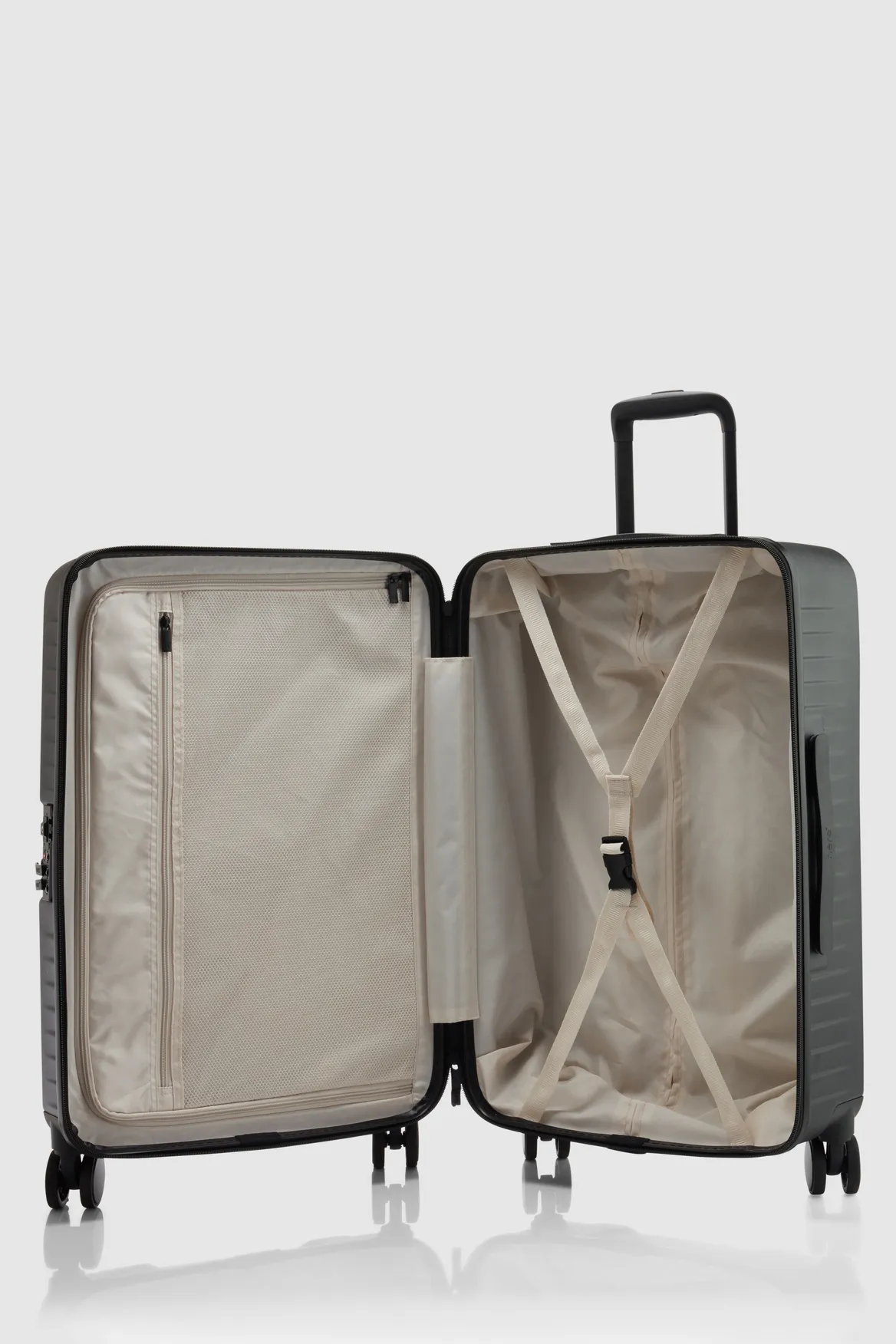 Venture Dual Open 56cm Suitcase Strandbags