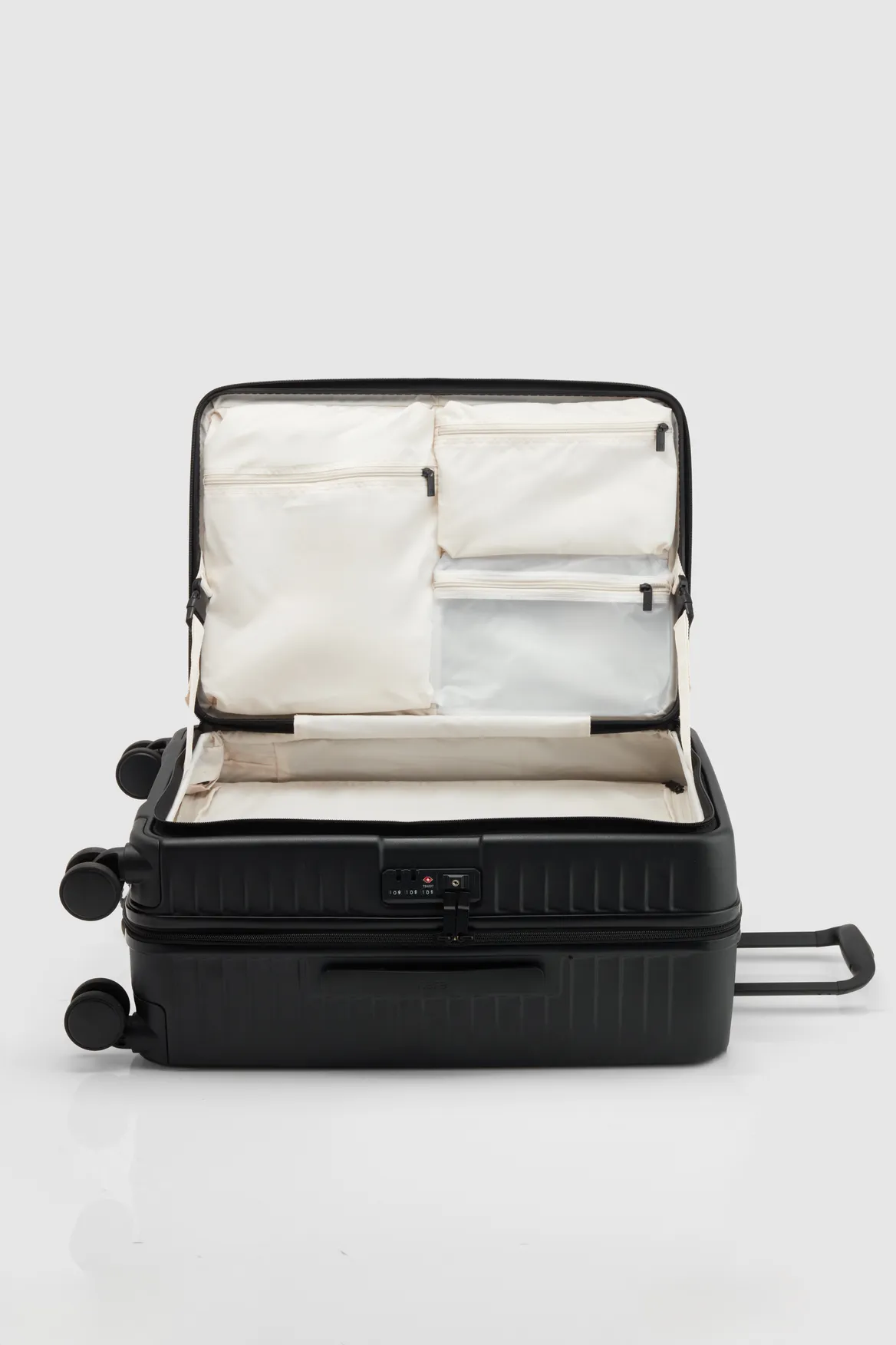 Venture Dual Open 56cm Suitcase Strandbags